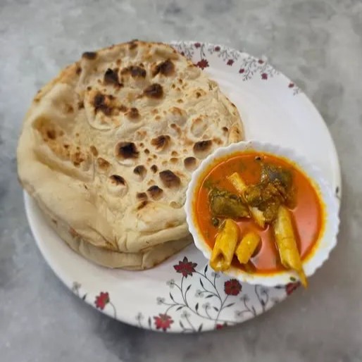 Nahiri Paya with 4 Roti