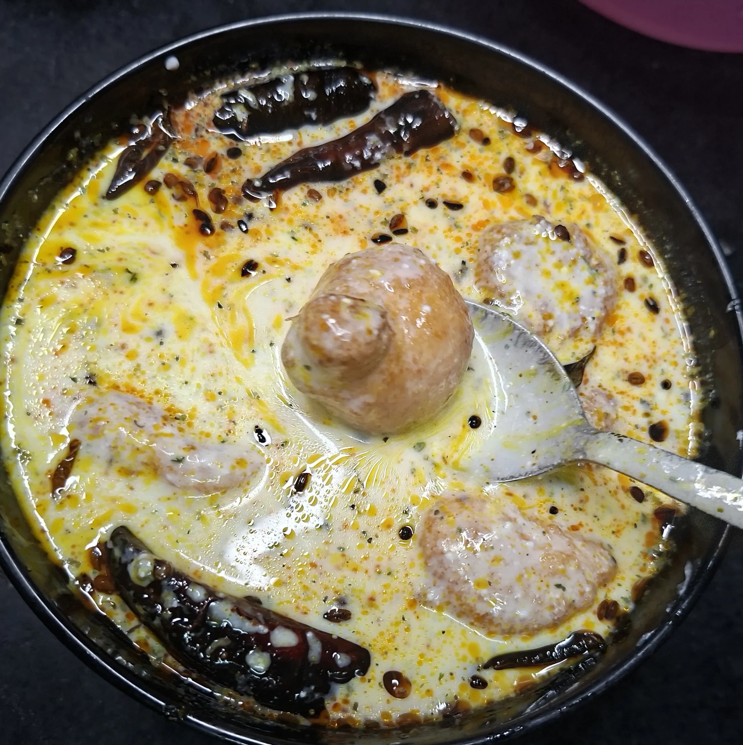 Dhai wade(4 bhajiye)